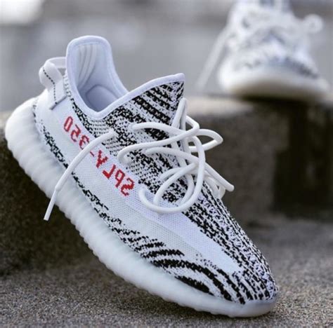 adidas yeezy v2 zebra kaufen